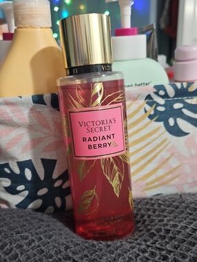 RARE Victoria's Secret Radiant Berry HTF